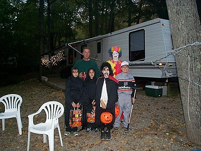 kidstrickortreating.jpg